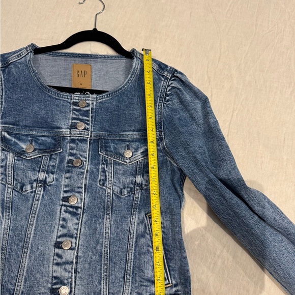 Gap Cropped Puff Sleeve Raw Hem Denim Jacket - Picture 5 of 6